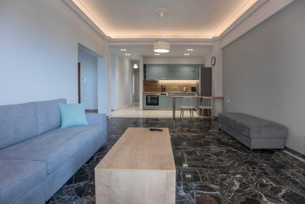 Central Spacious Apt Close To Port-Sites W/View 2 Iraklio Eksteriør bilde