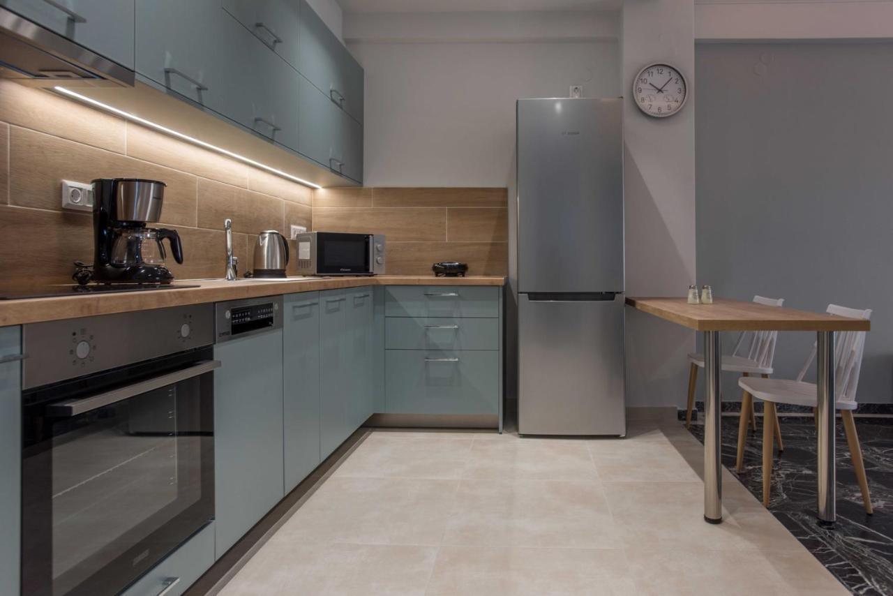 Central Spacious Apt Close To Port-Sites W/View 2 Iraklio Eksteriør bilde