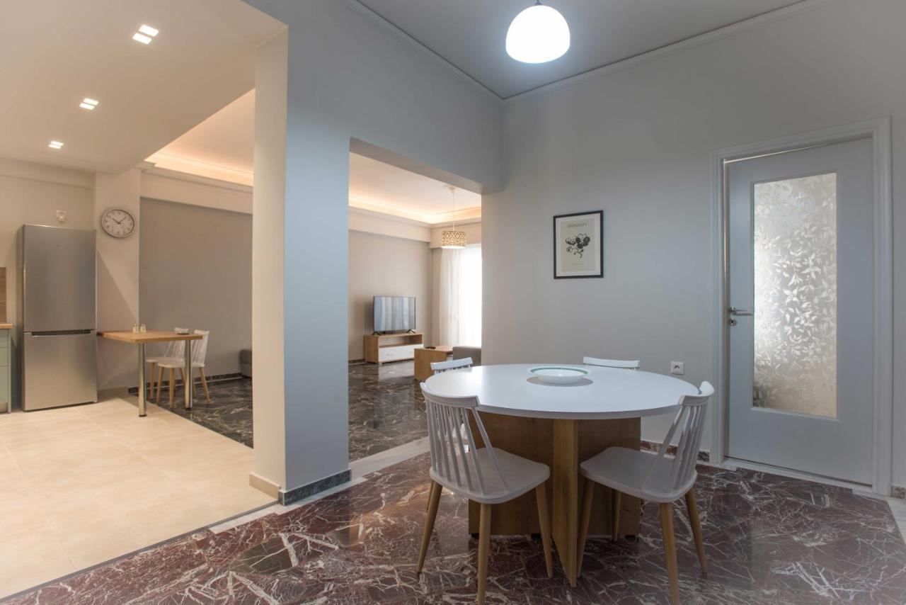 Central Spacious Apt Close To Port-Sites W/View 2 Iraklio Eksteriør bilde